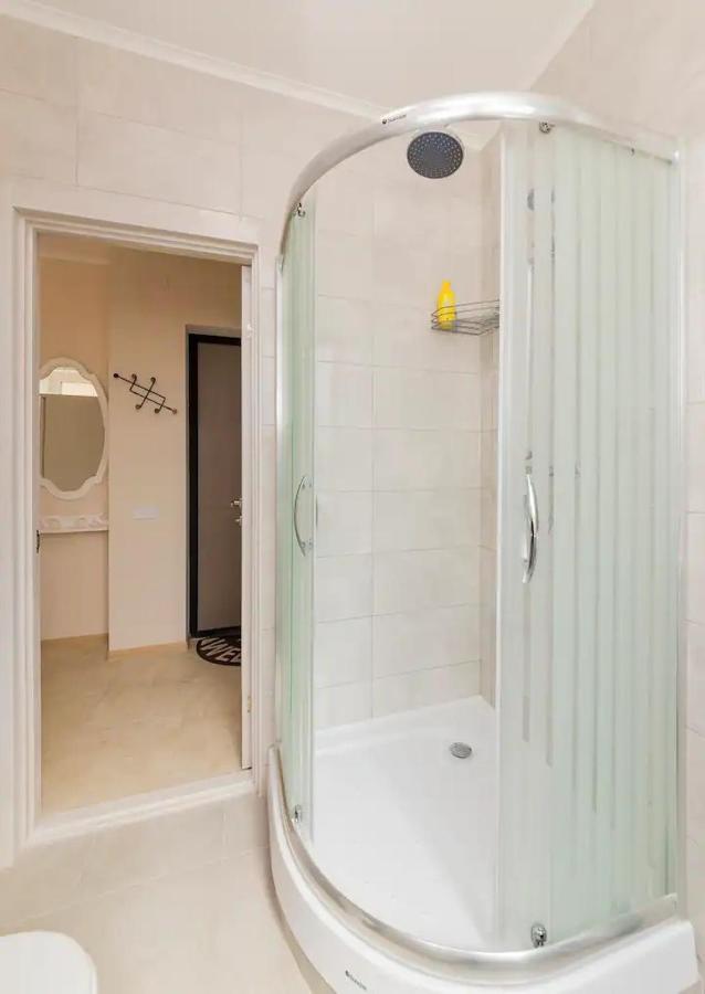 Comfortable Apartment In The Centre Odessa Exterior photo